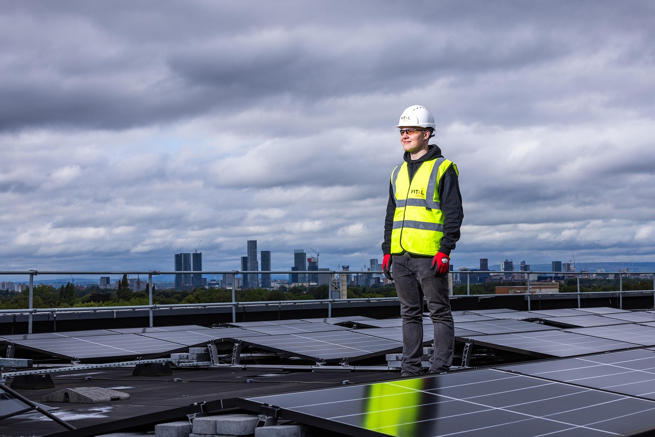 Photovoltaic Glass Advancements Driving Sustainable Architecture